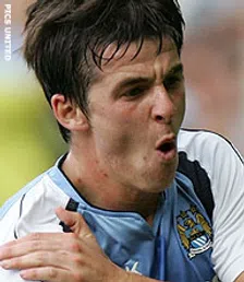 Thumbnail for article: Newcastle pleziert Bad Boy Barton en City