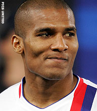 Malouda wil transfer naar Chelsea afdwingen