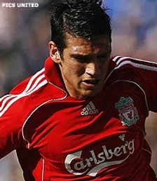 Thumbnail for article: Betis presenteert na Cúper vier internationals