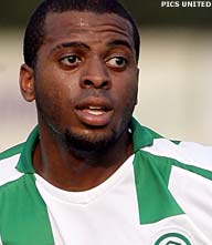 Thumbnail for article: Seedorf volgt Terol naar Griekenland