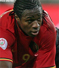 'Emile Mpenza stopt met de Rode Duivels'