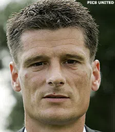 Thumbnail for article: Willem II schakelt Wim Jonk in bij training