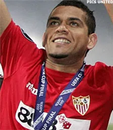 Thumbnail for article: Daniel Alves weigert voor Sevilla te spelen