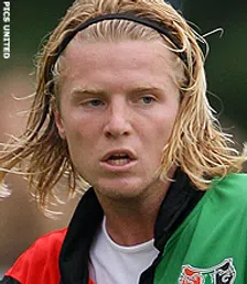 Thumbnail for article: NEC legt Van den Boogaart één jaar vast