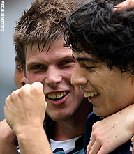 Suárez en Huntelaar aan basis monsterzege