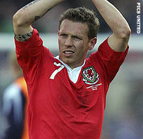 Wales valt aan met geblesseerde en wisselspelers