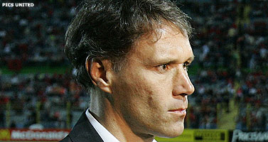 'Van Basten voor geen honderd miljoen naar Ajax'