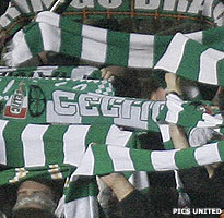 McDonald wreekt zich met hattrick voor Celtic