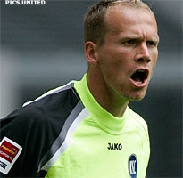 KSC-keeper Miller zeker half jaar uit roulatie