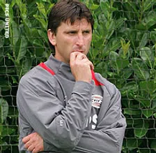 Thumbnail for article: Ook Luc Nilis assisteert Jan Wouters bij PSV