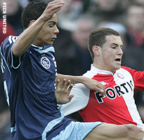 Bruins en Van der Wiel verteren Klassieker slecht