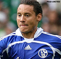 Schalke 04 geeft nachtbrakers ook nog boete