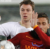 Sunderland huurt Evans opnieuw van Man United