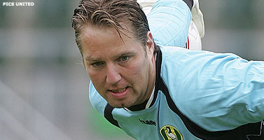 Postma spant arbitragezaak aan tegen ADO