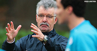 Adriaanse moet FC Porto betalen voor zijn opstappen