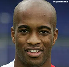 Thumbnail for article: Terry wil band afstaan aan Beckham