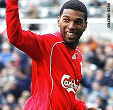 Thumbnail for article: Van Bommel komt weg met iets mildere straf