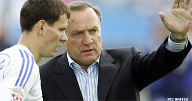 Advocaat en Zenit pakken ook Russische Super Cup