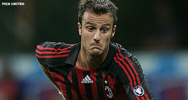 'Gilardino twijfelt over zijn trouw aan AC Milan'