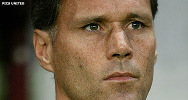 Van Basten: 'Veel respect voor mens en voetballer Seedorf'