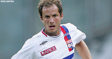 Piqué staat voor terugkeer in Camp Nou