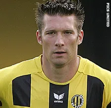 Thumbnail for article: Geblokkeerde bloedvaten kosten goalie Oostenrijk half jaar