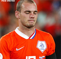 'Sneijder kan nog leren van Arsjavin en Van der Sar'