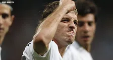 Thumbnail for article: Van der Vaart maakt er drie voor swingend Real