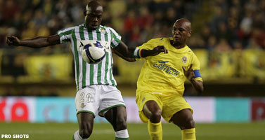 Villarreal blijft koploper na twee doldwaze minuten
