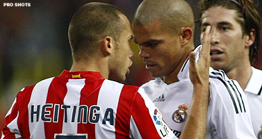 Bizarre Madrileense derby in extremis prooi Real