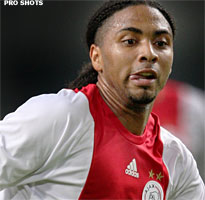 Van Basten gunt debutant Martina de plaats van Suárez