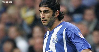 Supersub Saha helpt Everton aan zege op Fulham