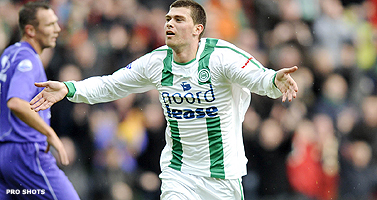 Holla leidt FC Groningen naar zesde thuiszege