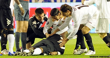 Shock in Sevilla na flauwvallen aanvoerder Partizan