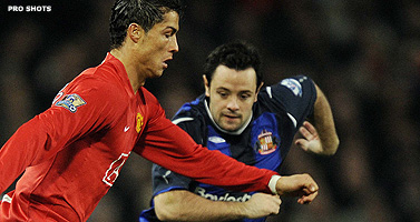 Manchester United worstelt zich langs Sunderland