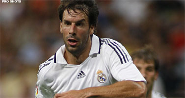 Van Nistelrooy schrijft dit seizoen nog niet af