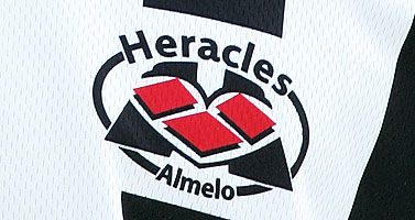 Heracles heeft Hakola en broer Collins John binnen