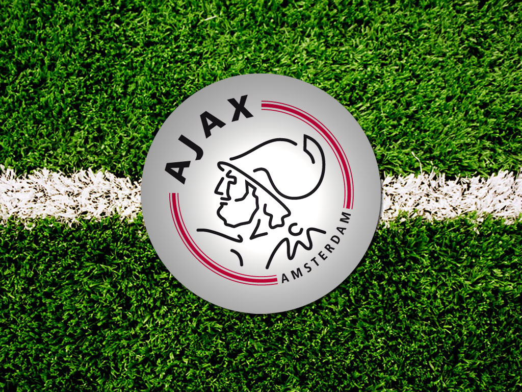 'Ajax kan Milik het best vannacht in vliegtuig nog vastleggen'