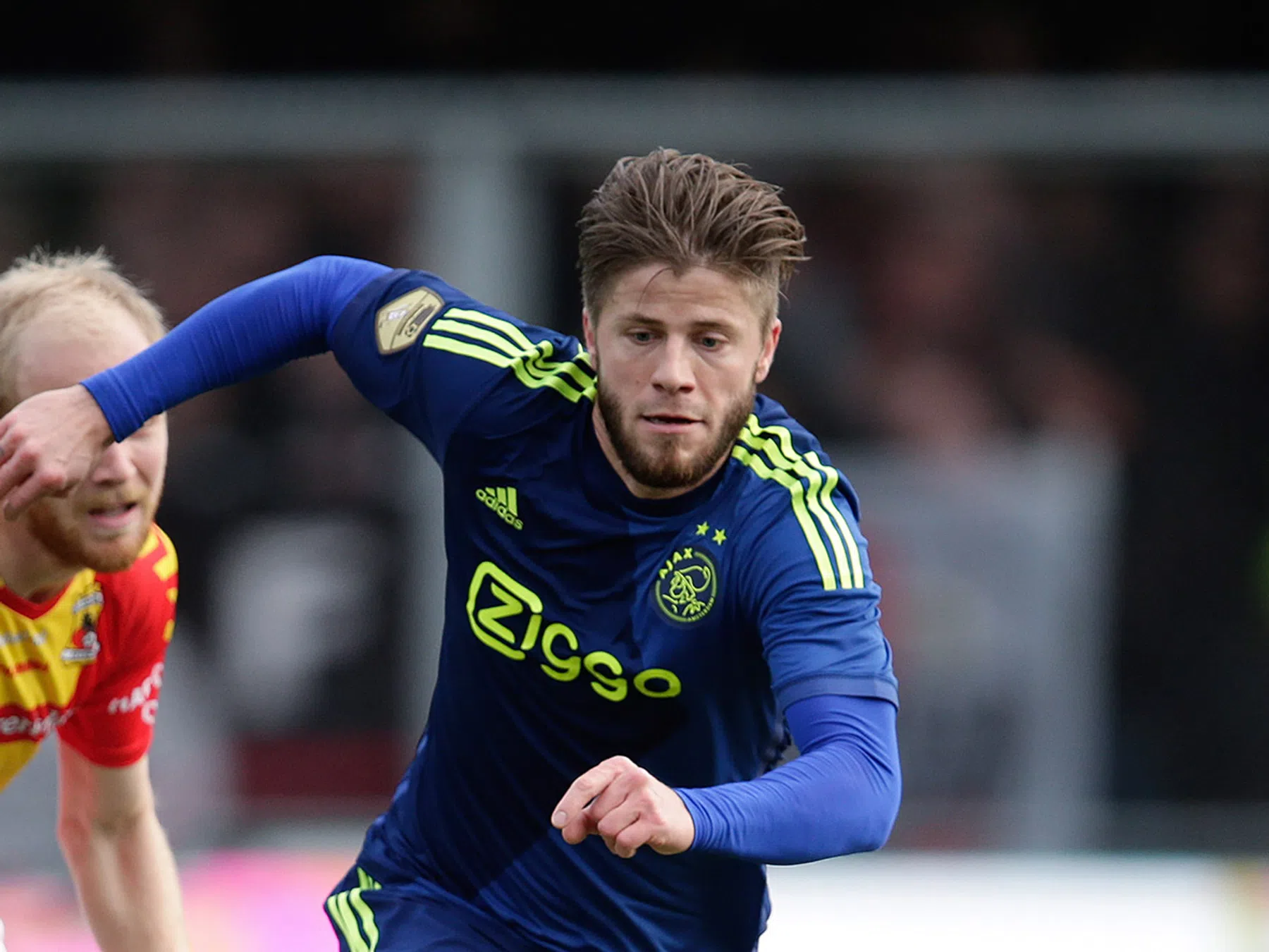 'Ajax gecontroleerder met Schöne in de basis'