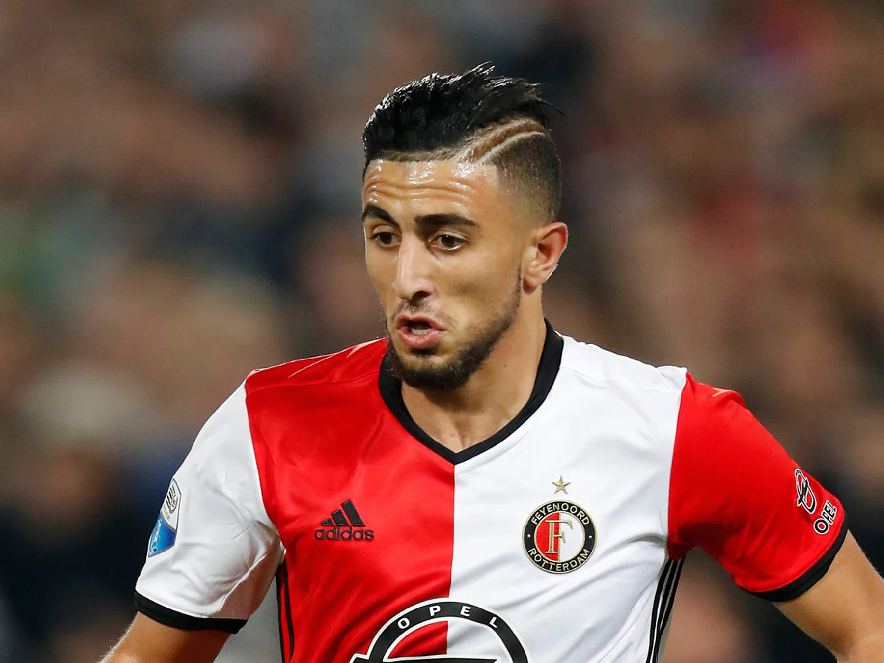 'Geduld met Bilal betaalt zich uit bij Feyenoord'