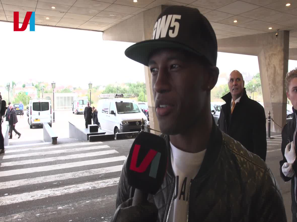 Wijnaldum grapt over Zeegelaar: 'Daar is de trainer toch voor'