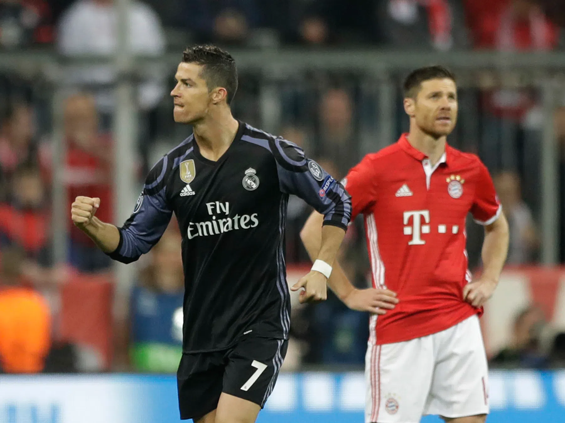 Real Madrid - Bayern in 60 seconden: Ronaldo op dreef