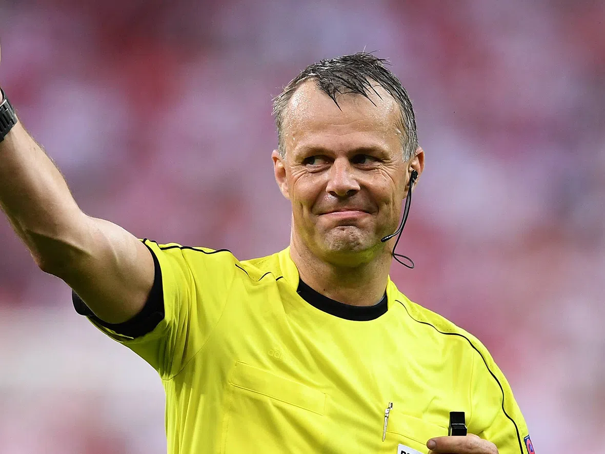 'Bij Barça-Juve is de druk op Kuipers enorm toegenomen'