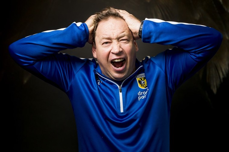 Slutsky maakt van ijsberen een sport: 'De bank is voor mij een elektrische stoel'