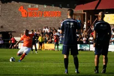 Thumbnail for article: Wesley Sneijder is thuis: Ondieper tussen de Ondiepers