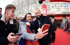 Thumbnail for article: Deze meesterbelegger en autofanaat draait aan de knoppen bij Ajax-opponent Lille