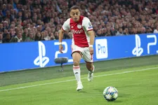 Thumbnail for article: Hoe Sergiño Dest het antwoord blijkt op de counters van Lille 