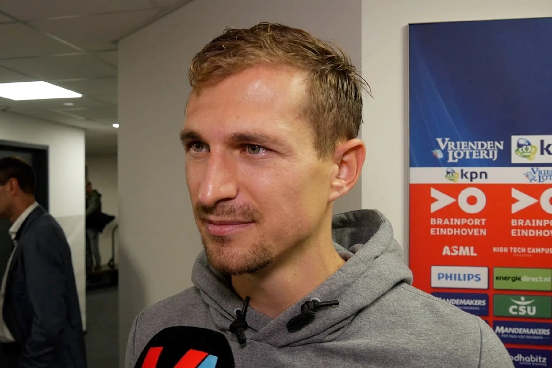 Schwaab bescheiden: 'Ik kan omgaan met een rol buiten het veld'