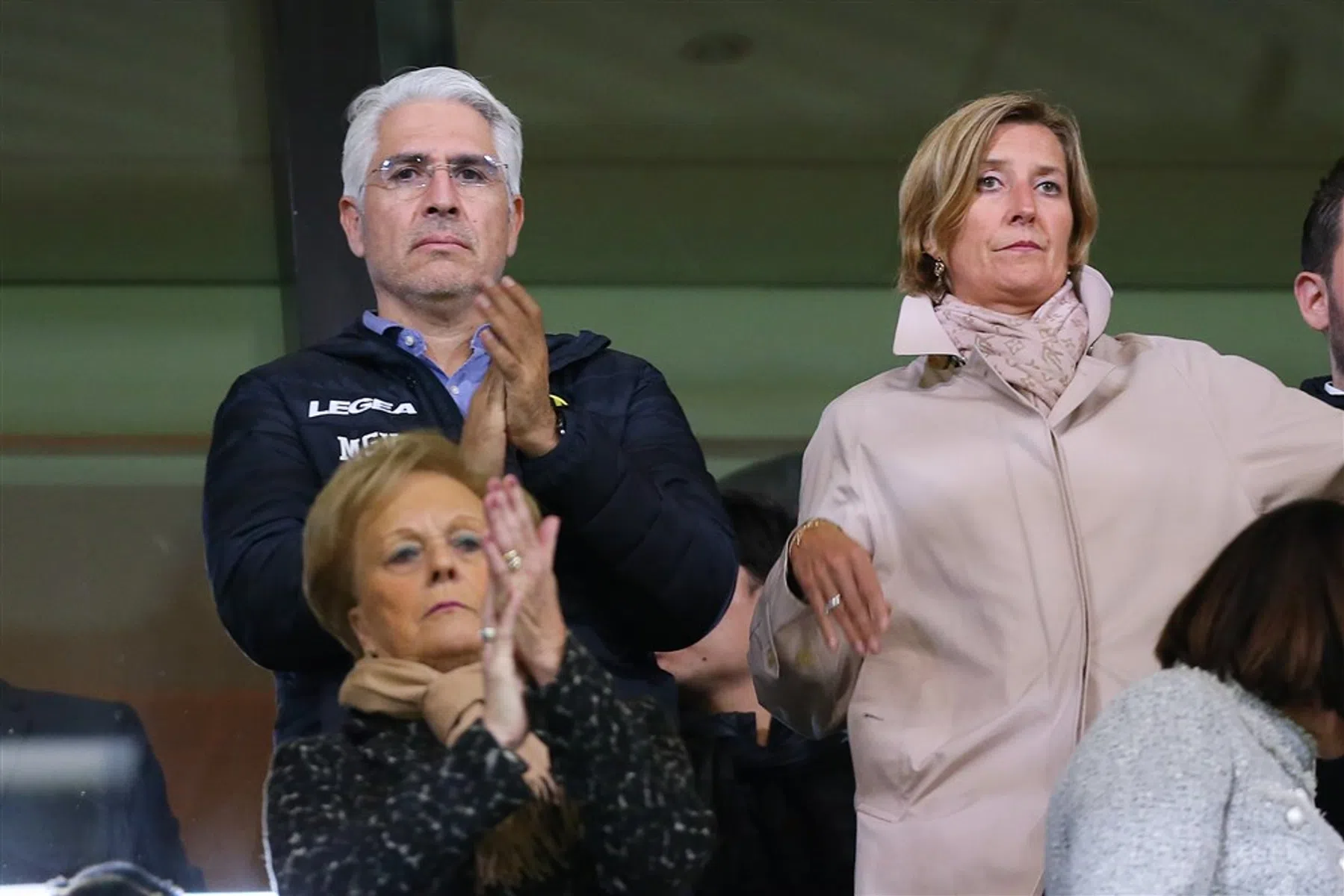 Fans jagen beoogde Roda-eigenaar het stadion uit