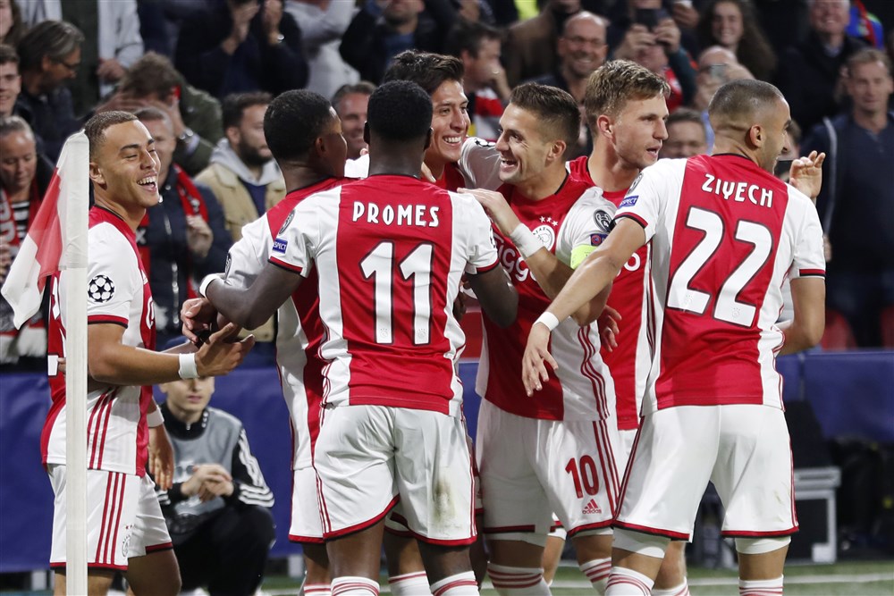 Ajax aast op beste Champions League-start sinds 1995
